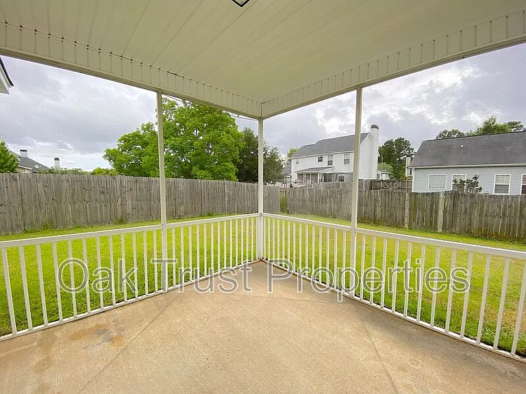 119 Speer St — Photo 15