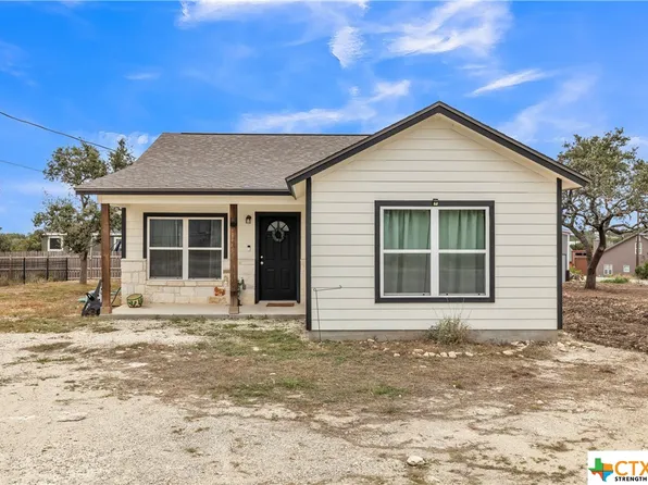 1616 Golf Dr, Spring Branch, TX 78070