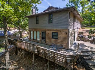 1433 Duckhead Rd, Lake Ozark, MO 65049
