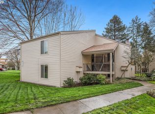 10150 SW Trapper Ter, Beaverton, OR 97008