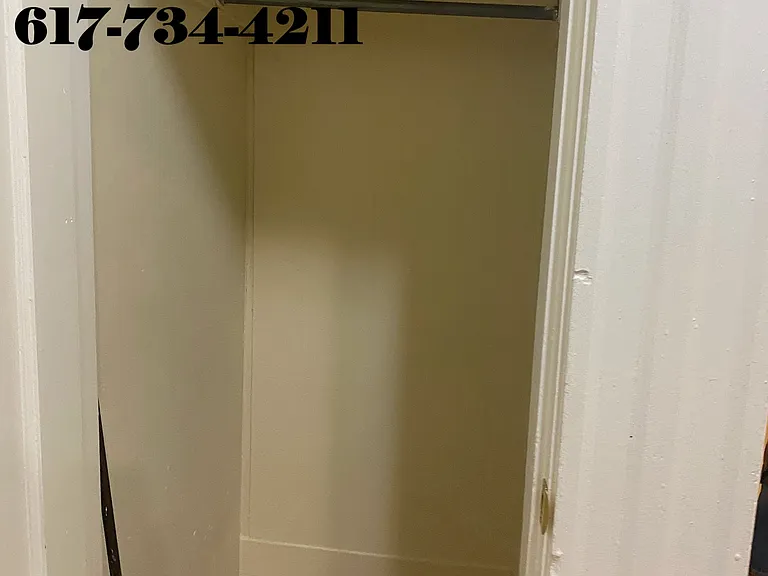 64 Woodstock Ave — Photo 6