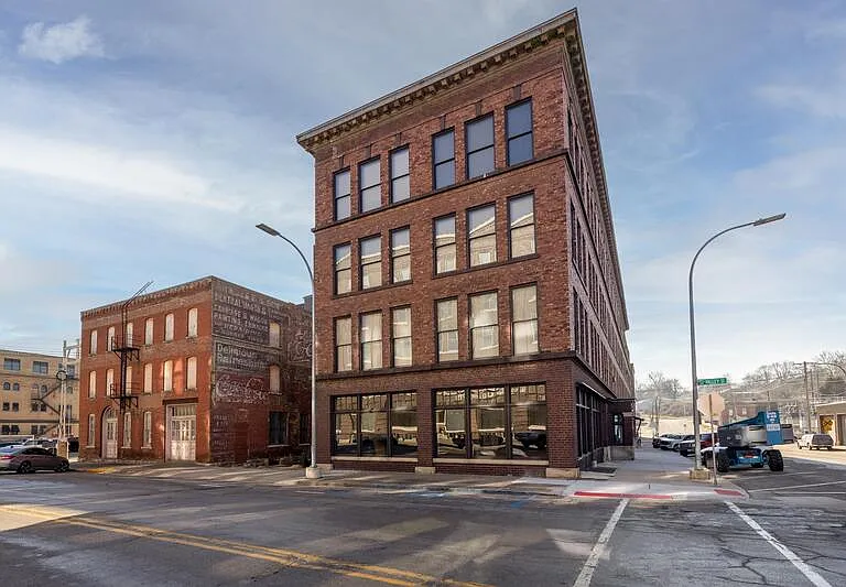 116 N 4th St #202 — Photo 12