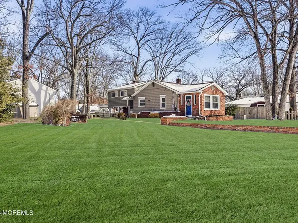 19 Bertan Ave, Howell, NJ 07731