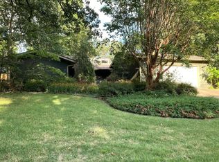 1606 Honeysuckle Ln, Jonesboro, AR 72401