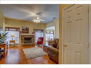 3rd image of 11901 Gaucho Ct