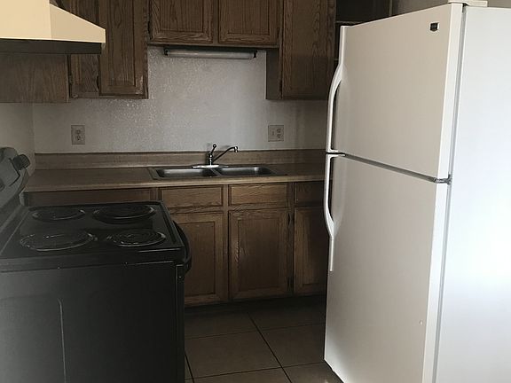4th image of 2642 S Mountain View Dr APT 1