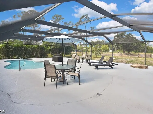 12206 Honeysuckle Rd, Fort Myers, FL 33966
