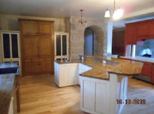 3rd image of 3701 Northwood Dr