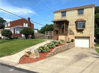 4948 Barberry St, Pittsburgh, PA 15207