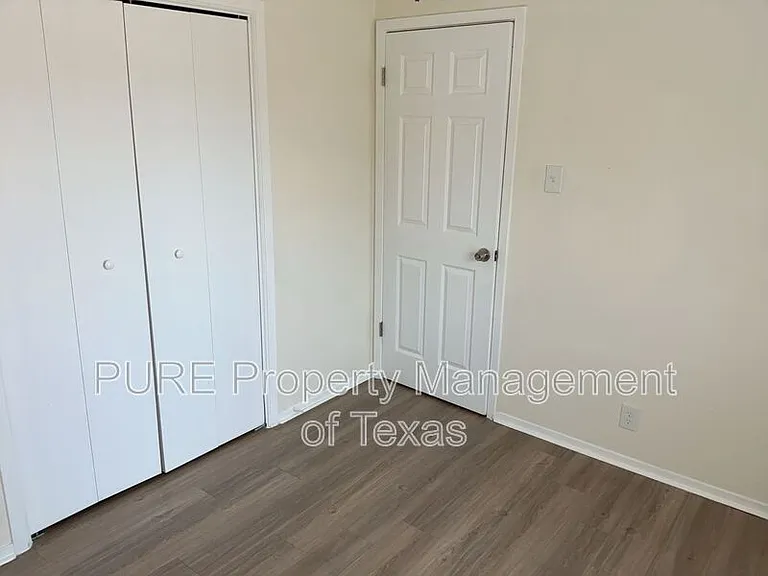 417-418 Parkhill Cv #418 — Photo 10