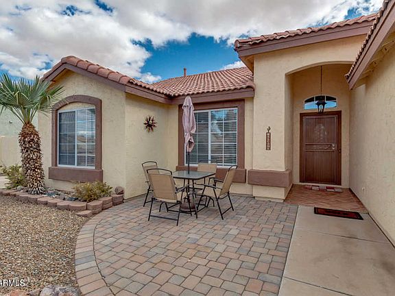 4th image of 1669 E Carolyn Way