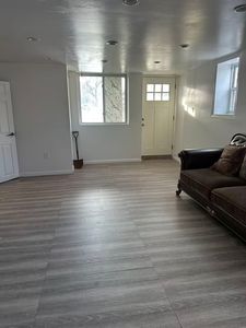 8001 249th St, Bellerose, NY, 11426