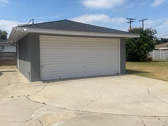 2 Car Detached Garage with Opener