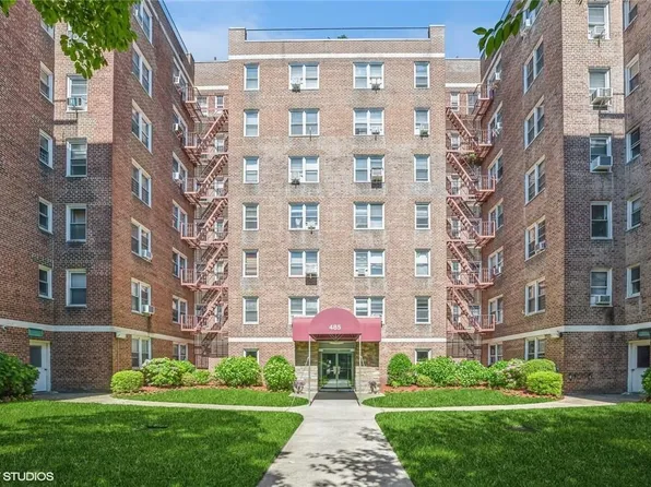 485 Bronx River Road #A32, Yonkers, NY 10704