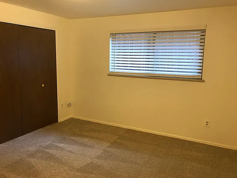 225 S Locust St — Photo 21