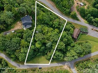 18 Mountain Magnolia Dr, Leicester, NC 28748