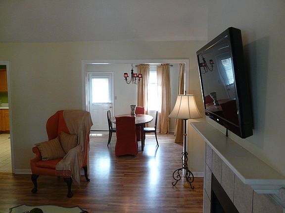 4th image of 2586 Harris Dr