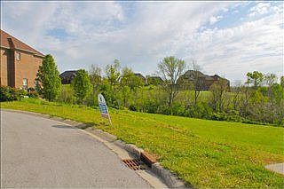 4th image of 513 Birch Ct