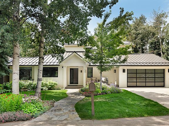 2nd image of 735 Castle Creek Dr #1