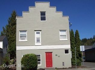 220 W Main St APT 3, Chehalis, WA 98532