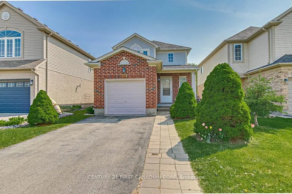 4 bed, $2,950 — Photo 2