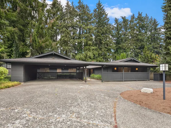 156 131st Ave NE, Bellevue, WA 98005