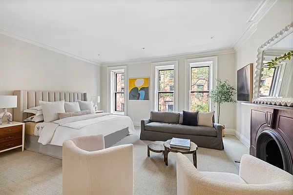 Sold by Compass | media 29