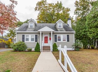 3 Arbor Rd, North Chelmsford, MA 01863