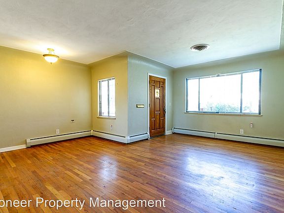 3rd image of 2615 N Milwaukee St
