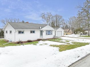 1303 Valview Ct, Watertown, WI 53098