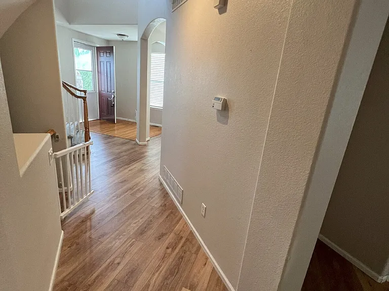 5420 Heatherton Ln — Photo 8