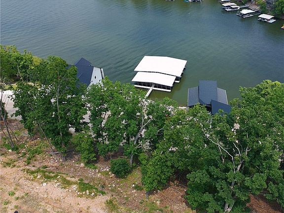 4th image of 25 Redbud Rd
