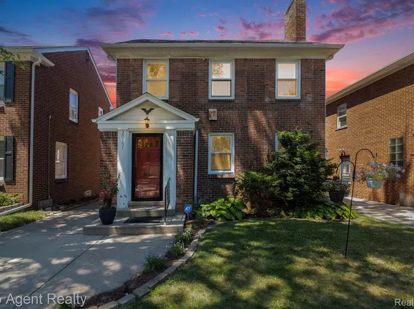 20151 Warrington Dr, Detroit, MI 48221