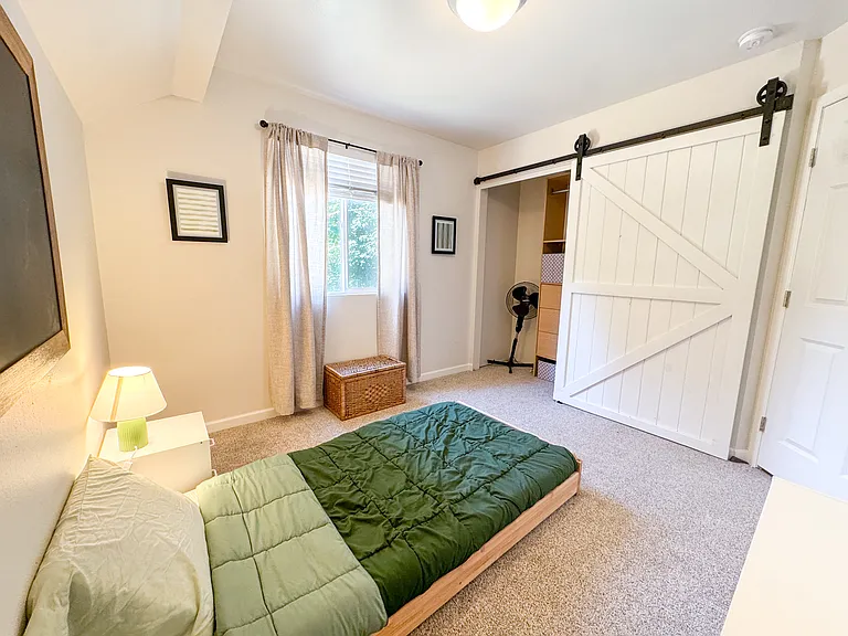 6832 Townsend Ln NE — Photo 29