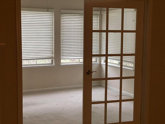 5th image of 639 Albion Pl