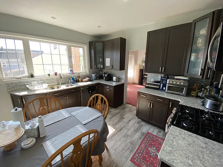 53-55 Cherry St #55 — Photo 4