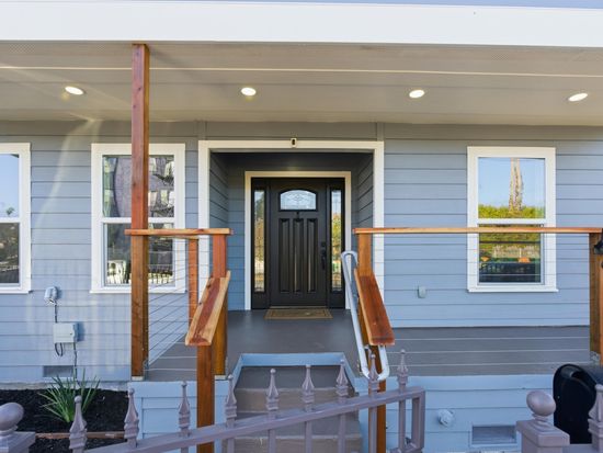 5729 Bancroft Ave, Oakland, CA 94605