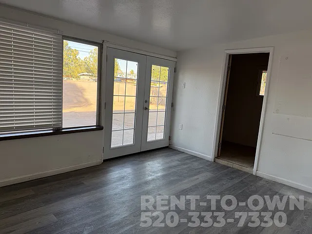 941 S Baylor Dr — Photo 8