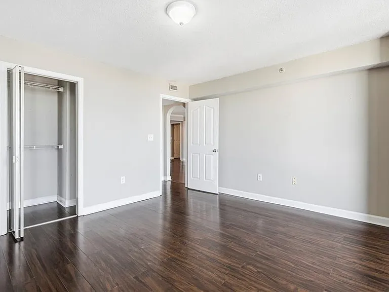 2870 Pharr Court South NW #NW-2001-2001 — Photo 14