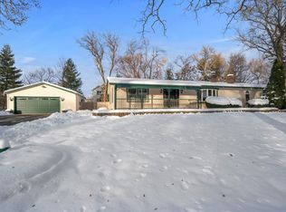 36W390 Winding Trl, Dundee, IL 60118