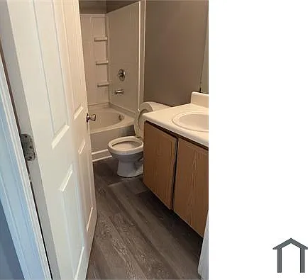 2304 Fairington Ridge Cir #2304 — Photo 12