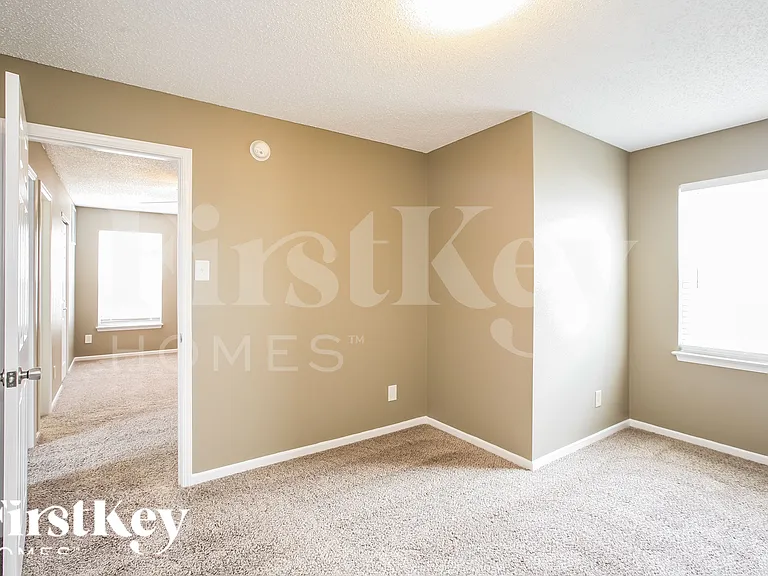 15498 Border Dr — Photo 13