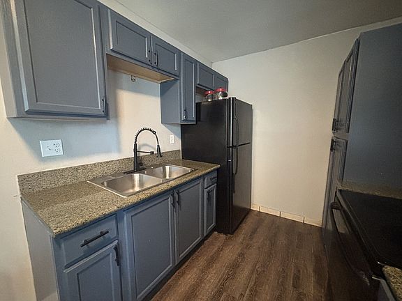 4th image of 213 Jefferson Ave APT 4