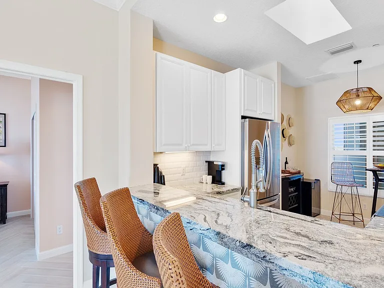 2700 Ocean Dr #501 — Photo 10