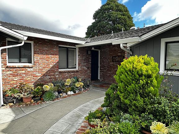 5th image of 87 Beverly Dr