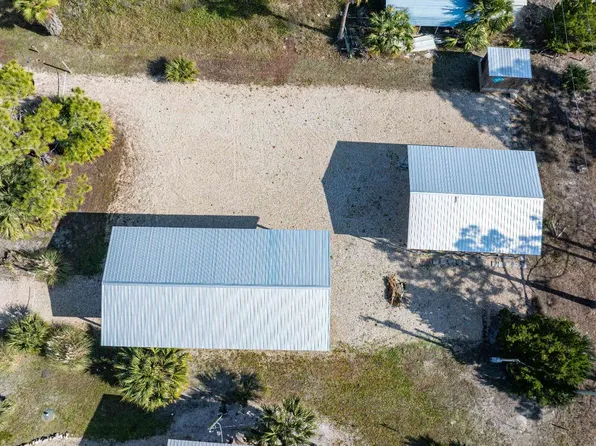 21151 Osprey Cir, Perry, FL 32348