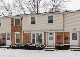 2023 Duxbury Ct, Streamwood, IL 60107