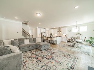 113 Summerhill Dr, Mooresville, NC 28115