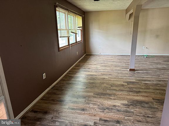 5th image of 8922 Carpers Pike