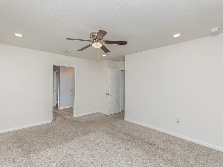 5720 Blackhorse Cir — Photo 10